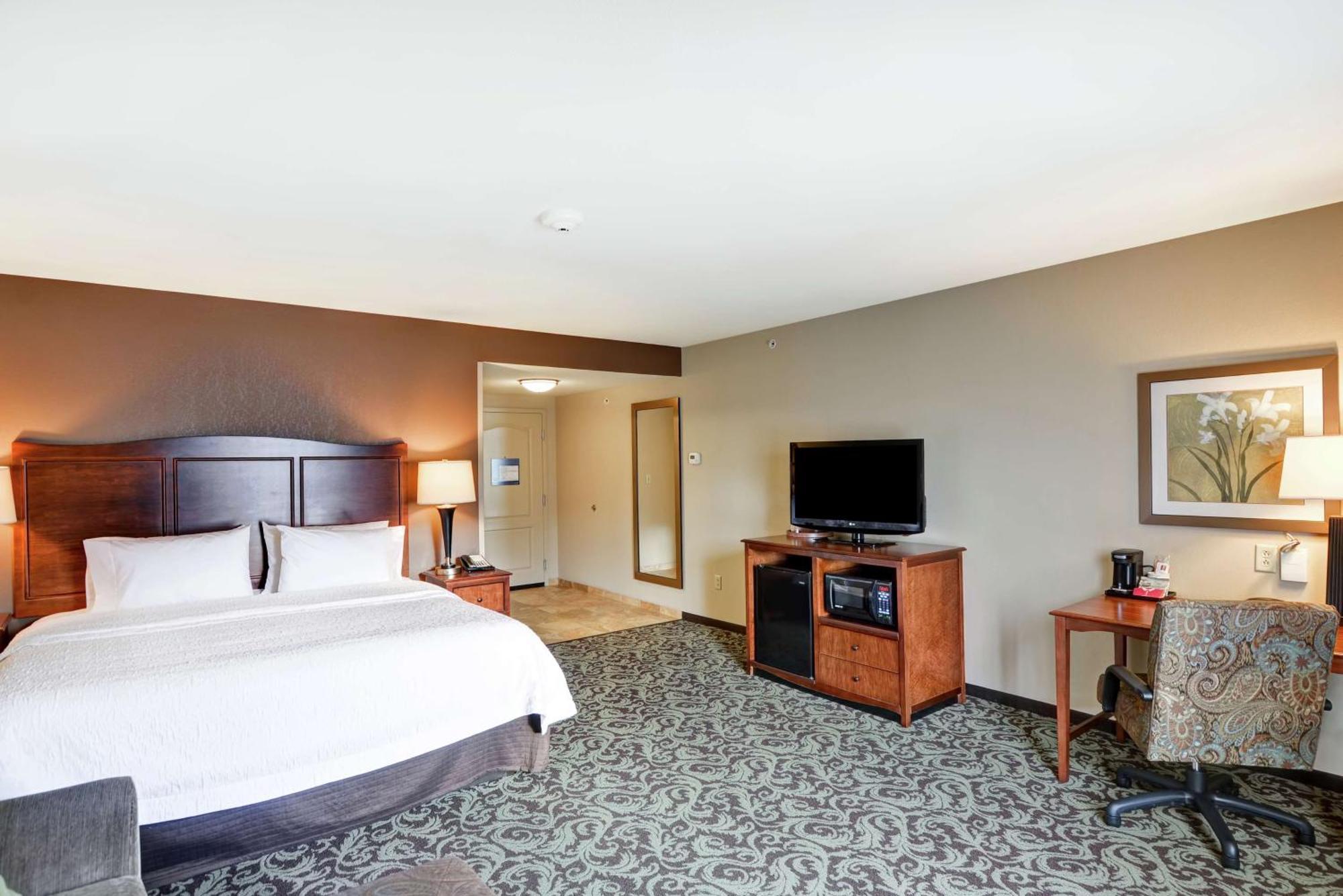 Hampton Inn And Suites New Hartford/Utica Exterior photo